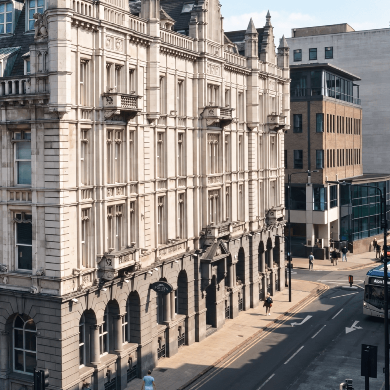 Pearl Chambers, Leeds